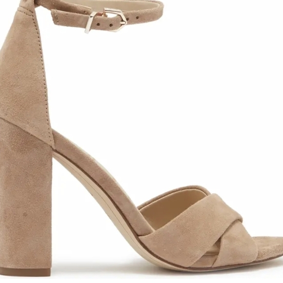 Steve Madden SaraII Suede high block heels sandals shoes sz 8.5M - Picture 1 of 12